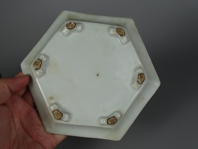 古玩陶瓷淺絳人物花鳥花盆真品鑒賞圖