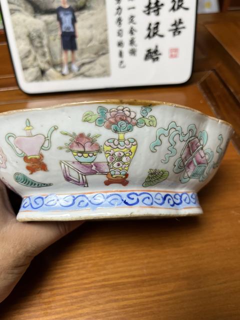 古玩陶瓷晚清細路粉彩海棠貢碗真品鑒賞圖