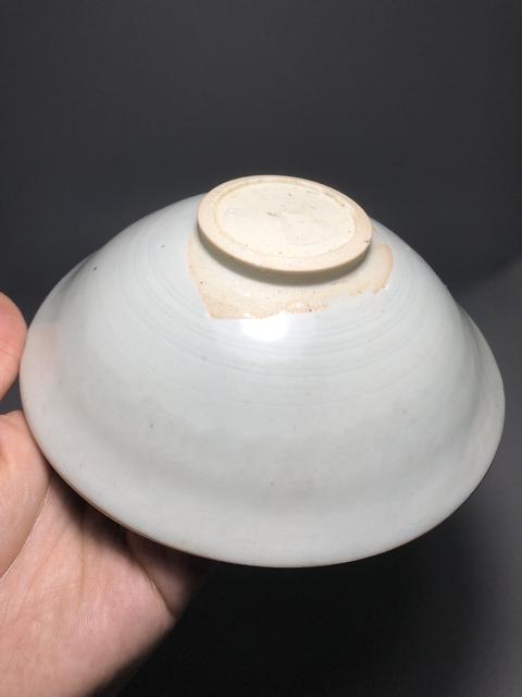 古玩陶瓷青白釉娃娃碗真品鑒賞圖