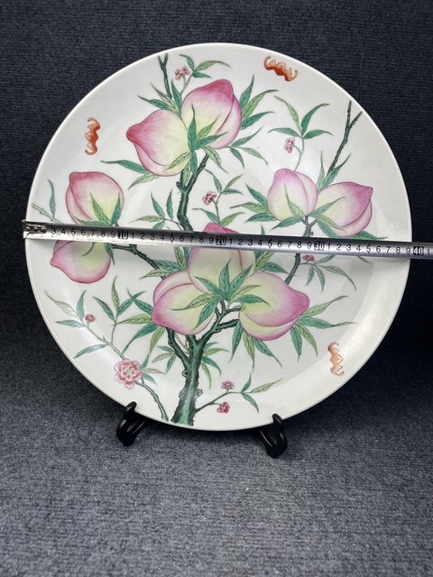 古玩陶瓷粉彩九桃大盤真品鑒賞圖