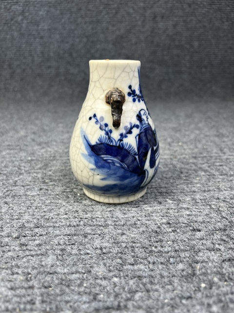 古玩陶瓷哥釉青花人物故事獸耳尊拍賣，當前價格2888元