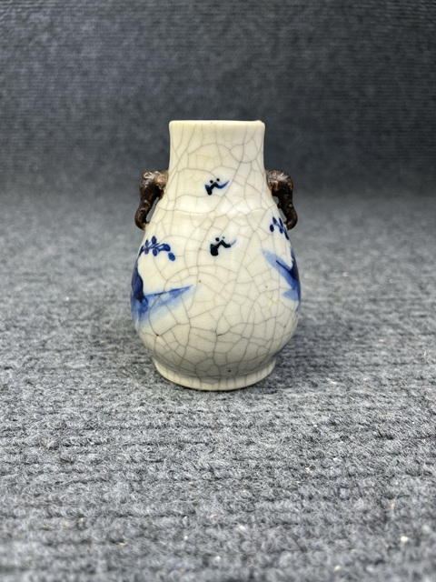 古玩陶瓷哥釉青花人物故事獸耳尊拍賣，當前價格2888元