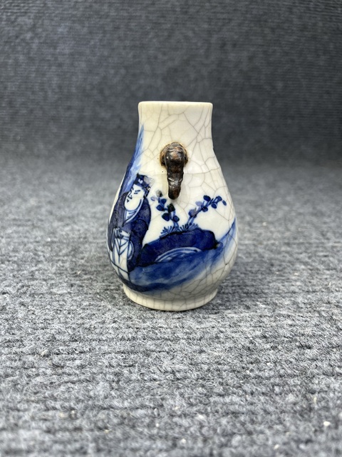 古玩陶瓷哥釉青花人物故事獸耳尊拍賣，當前價格2888元