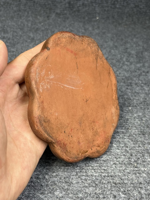 古玩陶瓷紫砂八卦紋花口調色盤拍賣，當前價格888元