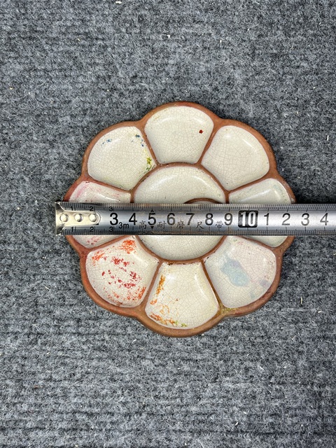 古玩陶瓷紫砂八卦紋花口調色盤拍賣，當前價格888元