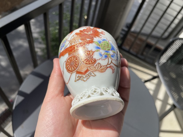古玩陶瓷清雍正 粉彩花籃紋小罐真品鑒賞圖