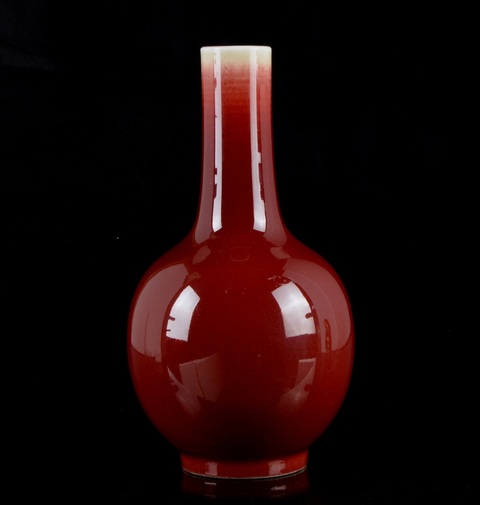 古玩陶瓷郎紅釉天球瓶真品鑒賞圖