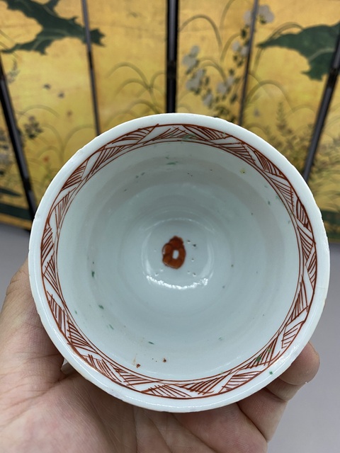 古玩陶瓷五彩花卉紋仰鐘杯真品鑒賞圖