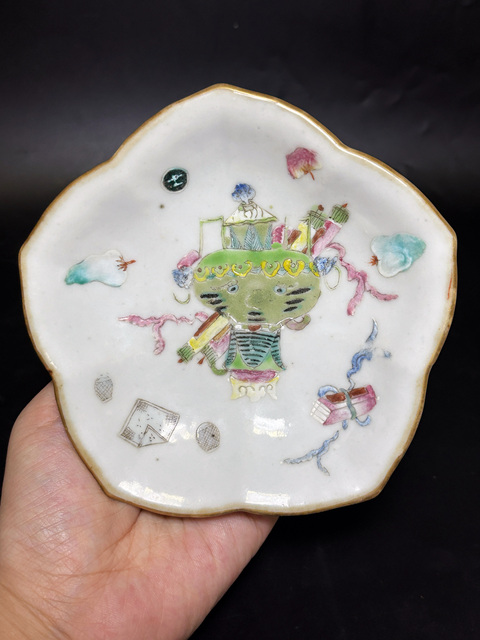 古玩陶瓷粉彩博古圖貢盤真品鑒賞圖