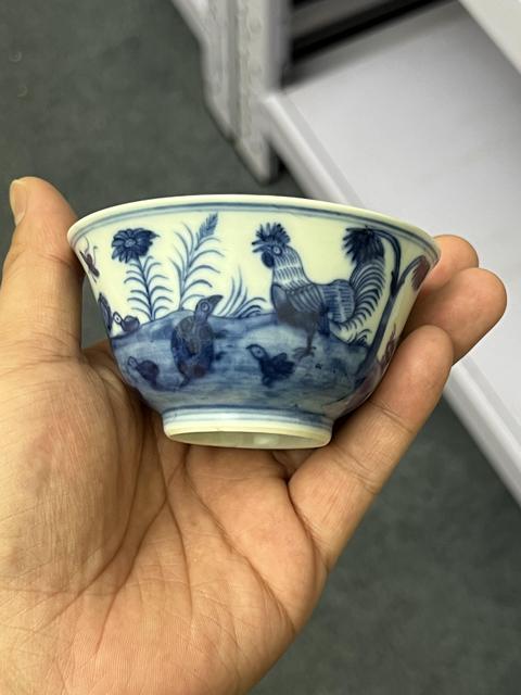 古玩陶瓷大雞圖青花杯真品鑒賞圖