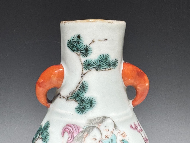 古玩陶瓷清中粉彩劉海戲金蟾壁瓶真品鑒賞圖