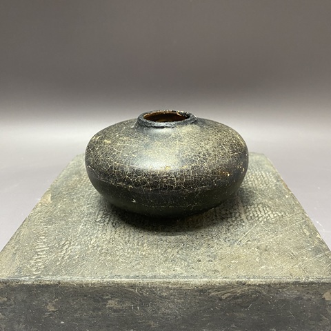 古玩陶瓷宋·吉州窯·黑釉水盂拍賣,當前價格469元