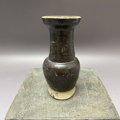 古玩陶瓷宋·黑釉瓶拍賣，當前價格239元