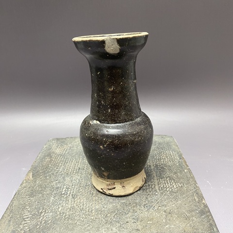 古玩陶瓷宋·黑釉瓶拍賣，當前價格239元