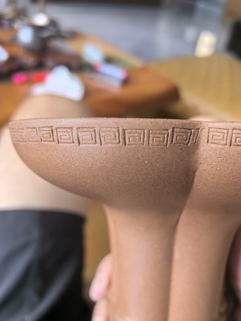 古玩陶瓷鐵畫(huà)軒制款高足貢盤真品鑒賞圖
