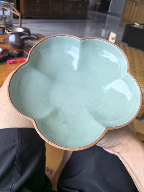 古玩陶瓷鐵畫(huà)軒制款高足貢盤真品鑒賞圖