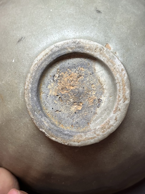 古玩陶瓷龍泉窯青釉碗真品鑒賞圖