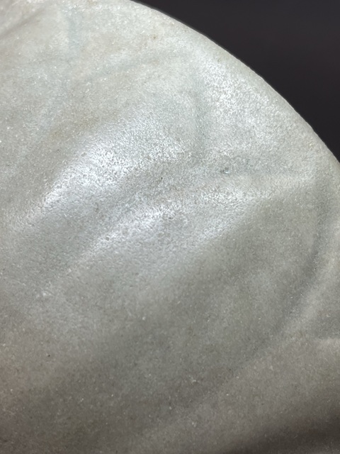 古玩陶瓷龍泉窯青釉碗真品鑒賞圖