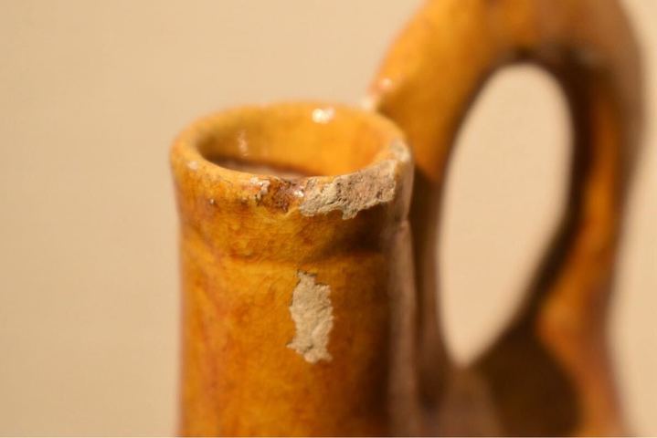古玩陶瓷遼黃釉皮囊壺真品鑒賞圖