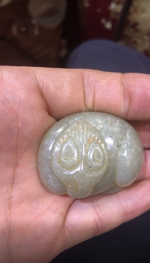 古玩玉器仿古做舊瑞獸帶飾真品鑒賞圖