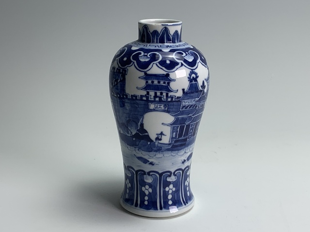 古玩陶瓷清晚期·青花江西十景紋瓶一對(duì)拍賣(mài),當(dāng)前價(jià)格3236元