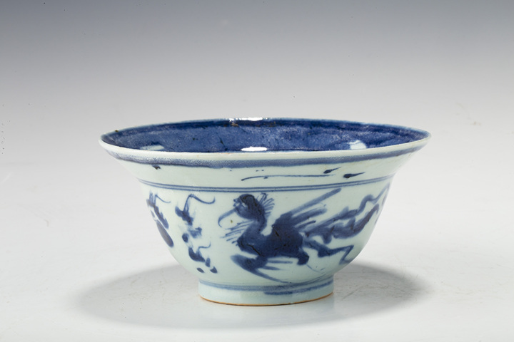 古玩陶瓷清早·青花龍鳳紋折沿碗拍賣，當前價格236元