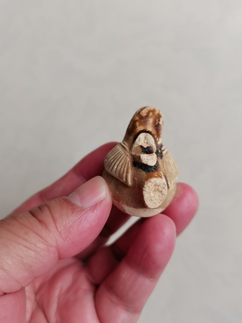 古玩陶瓷長沙窯瓷塑鳥拍賣,當(dāng)前價(jià)格0元
