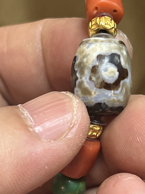 古玩玉器仿千年措思天珠真品鑒賞圖