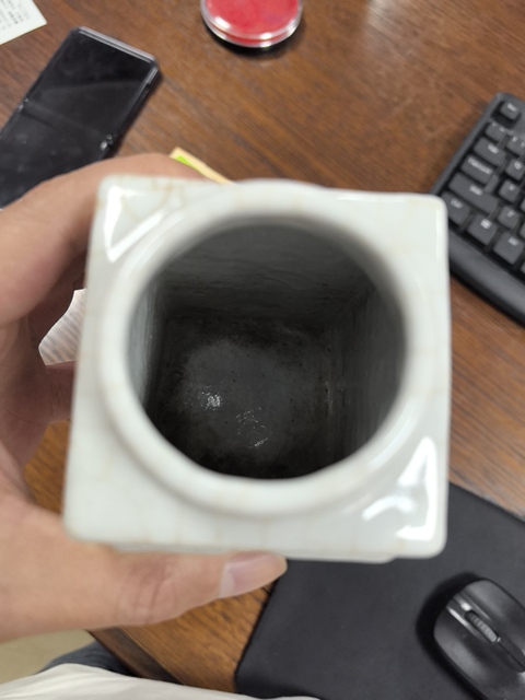 古玩陶瓷哥釉琮式瓶真品鑒賞圖