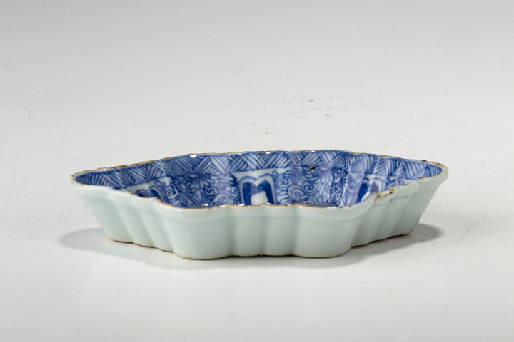 古玩陶瓷清早·青花洞石花卉紋海棠洗
真品鑒賞圖