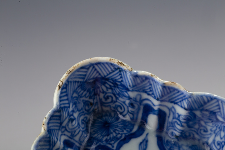 古玩陶瓷清早·青花洞石花卉紋海棠洗
真品鑒賞圖