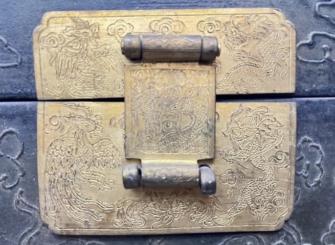 古玩雜項(xiàng)云龍紋木箱真品鑒賞圖