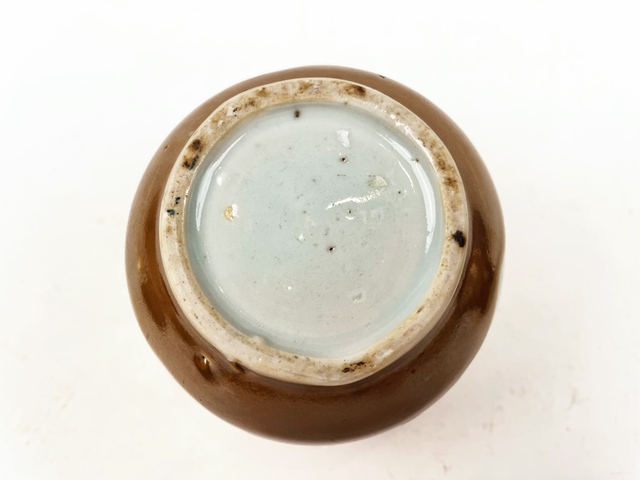 古玩陶瓷清早期·粉彩花卉紫金釉蓋缸拍賣,當前價格0元