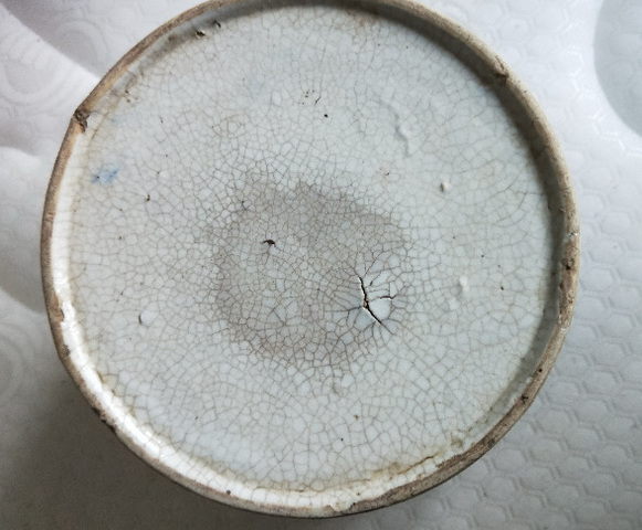 古玩陶瓷囍字罐拍賣(mài)，當(dāng)前價(jià)格80元