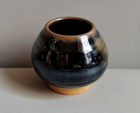 古玩陶瓷明代窯變釉雞心罐拍賣,當(dāng)前價(jià)格114元