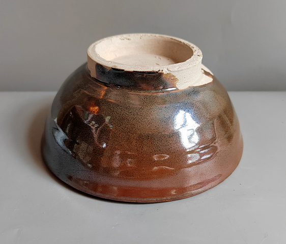 古玩陶瓷窯變黑釉茶碗真品鑒賞圖