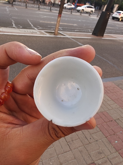 古玩陶瓷白釉馬蹄杯真品鑒賞圖
