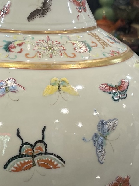 古玩陶瓷粉彩瓶真品鑒賞圖