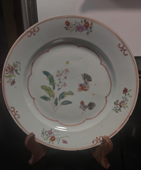 古玩陶瓷乾隆粉彩盤真品鑒賞圖