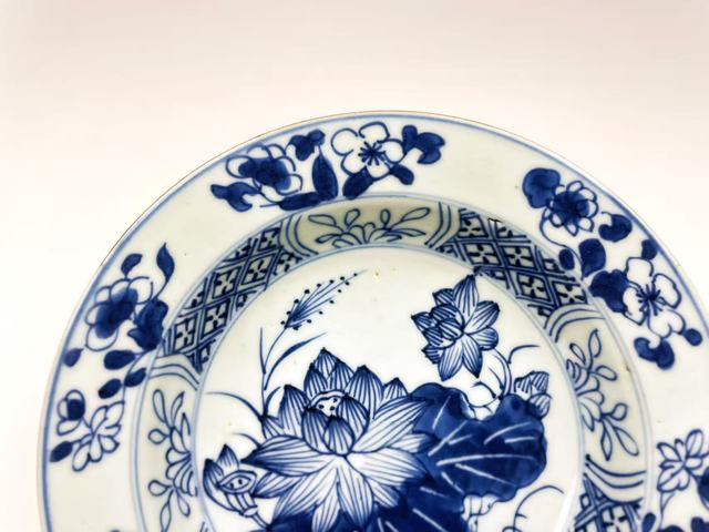 古玩陶瓷清康熙·青花荷花折沿盤拍賣,當前價格0元