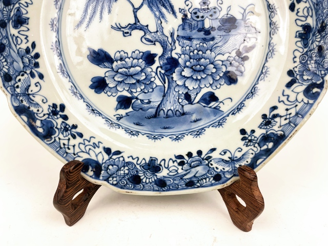 古玩陶瓷清早期·青花柳樹八方盤拍賣，當前價格0元