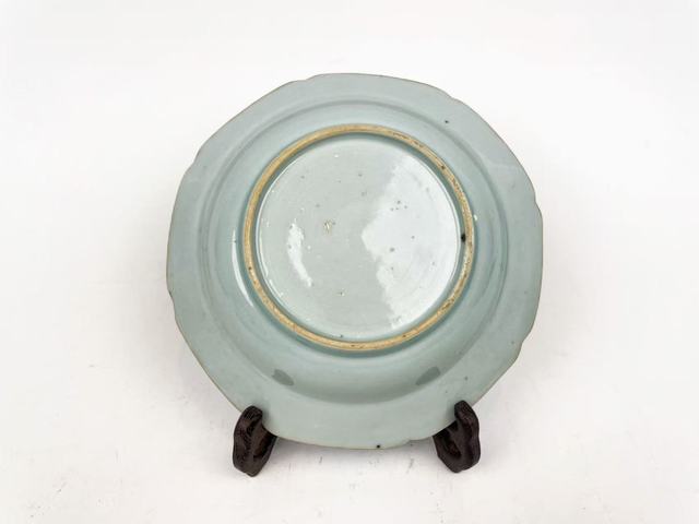 古玩陶瓷清早期·青花山水樓閣八方折沿盤拍賣,當前價格333元