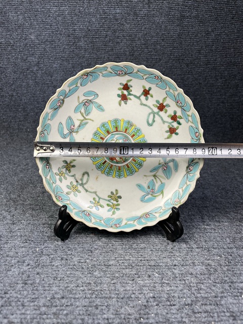 古玩陶瓷粉彩折枝花卉紋盤拍賣，當前價格4588元
