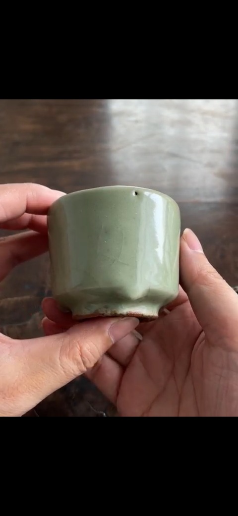 古玩陶瓷龍泉窯琴爐真品鑒賞圖