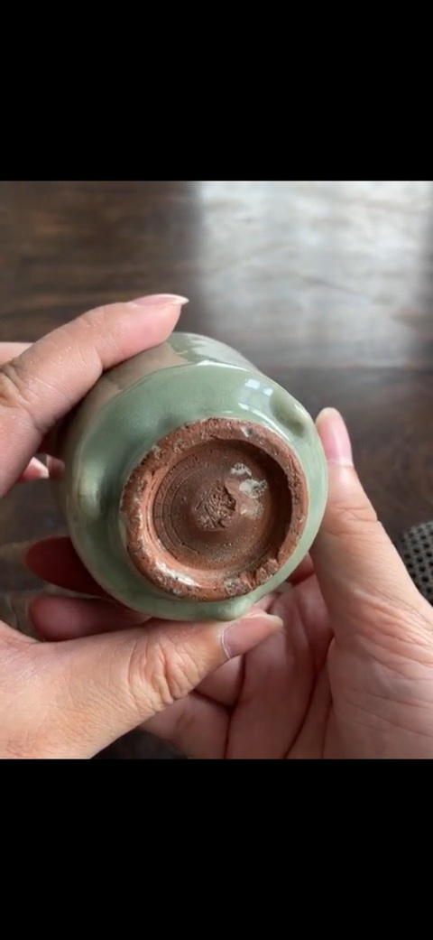 古玩陶瓷龍泉窯琴爐真品鑒賞圖