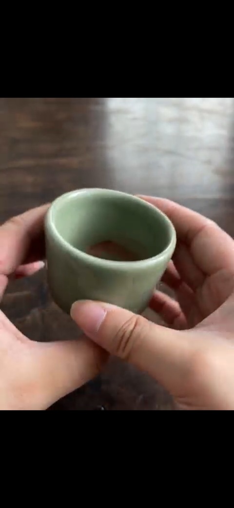古玩陶瓷龍泉窯琴爐真品鑒賞圖