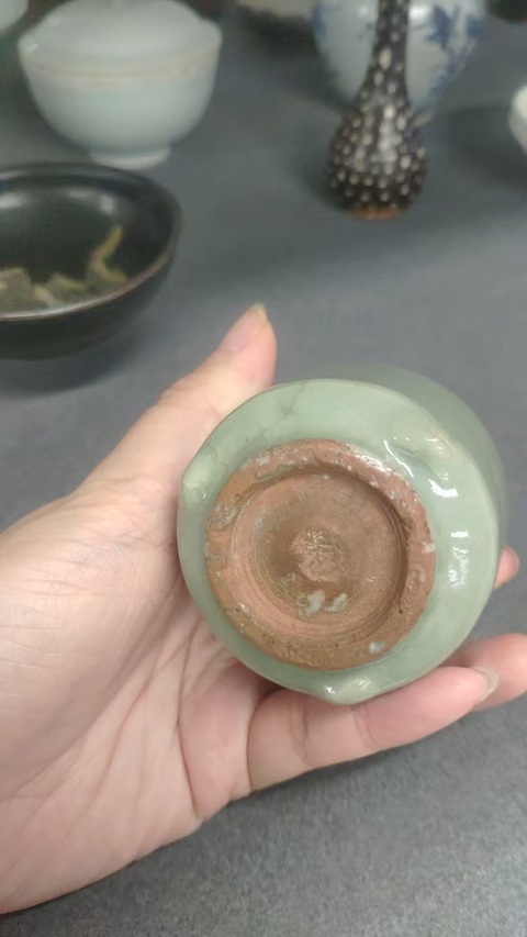 古玩陶瓷龍泉窯琴爐真品鑒賞圖