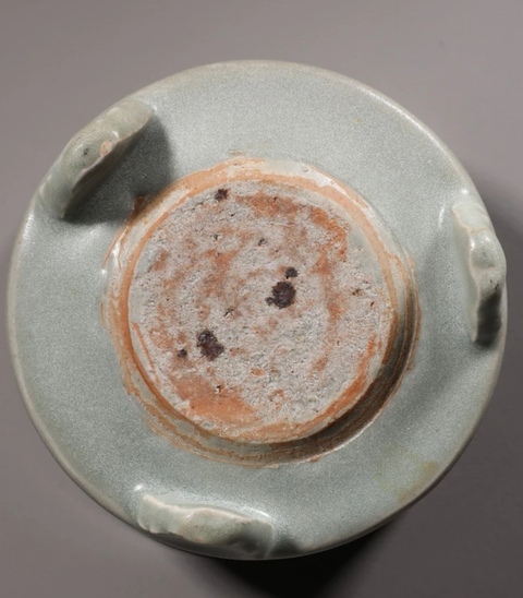 古玩陶瓷回流龍泉三足香爐真品鑒賞圖