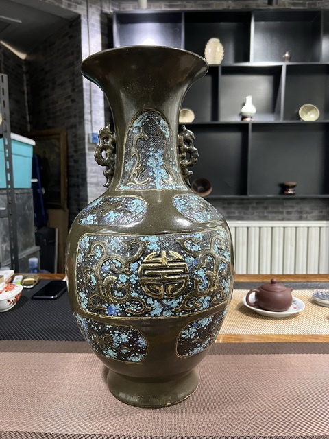古玩陶瓷瓶真品鑒賞圖