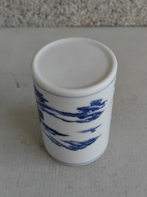 古玩陶瓷山水紋青花筆筒拍賣，當(dāng)前價(jià)格398元